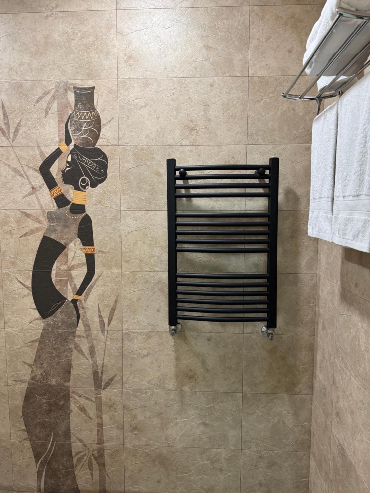 Central Hotel Gjoumri Kültér fotó